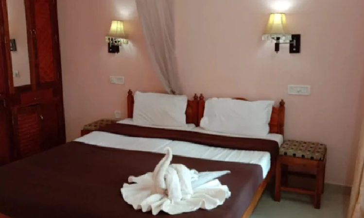 1 x Standard Double  Room Non with Fan